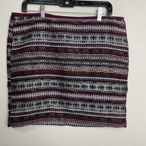 Lovely H&M Gold Burgundy Jacquard Like Geometric Pattern Mini Skirt 12